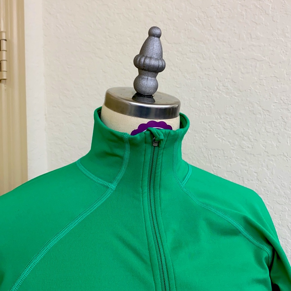 Nike Workout Top - Picture 2 of 7